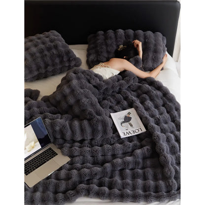Cozy Rabbit Velvet Blanket